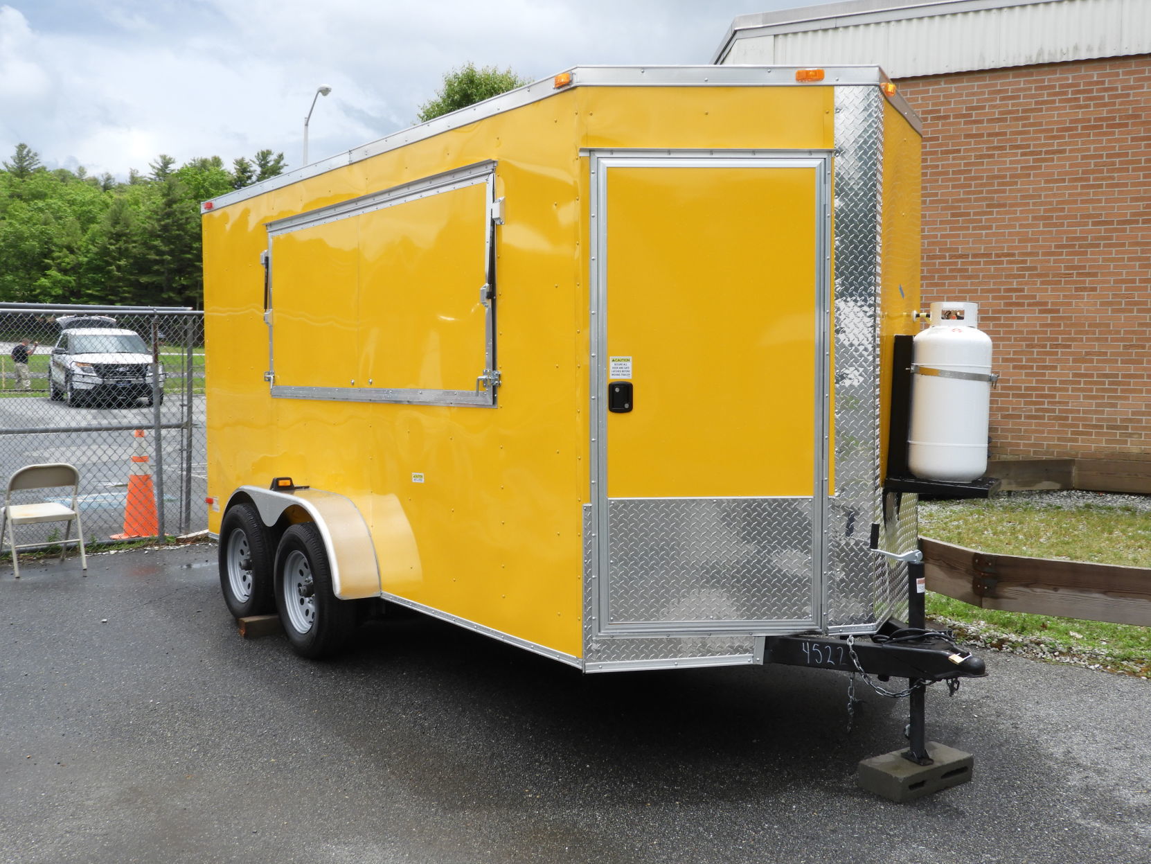 Avery High School buys food truck